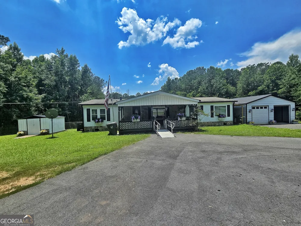 2001 Rocky Creek RD Mansfield, GA 30055