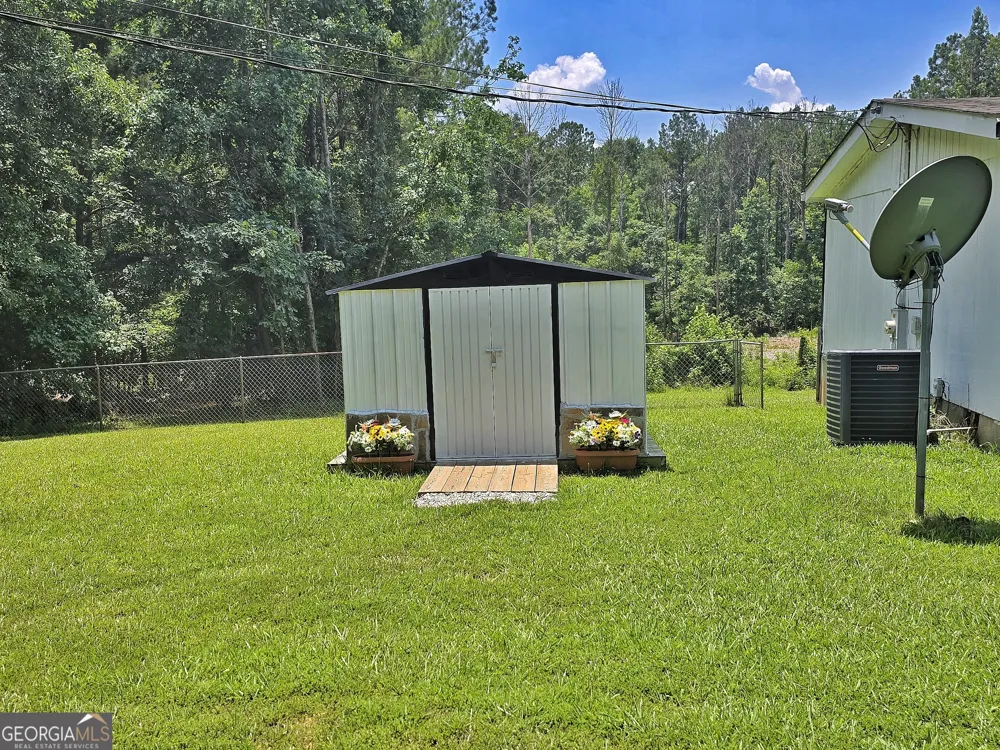 2001 Rocky Creek RD Mansfield, GA 30055