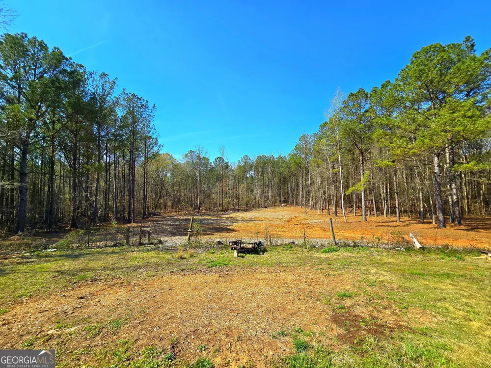 2001 Rocky Creek RD Mansfield, GA 30055
