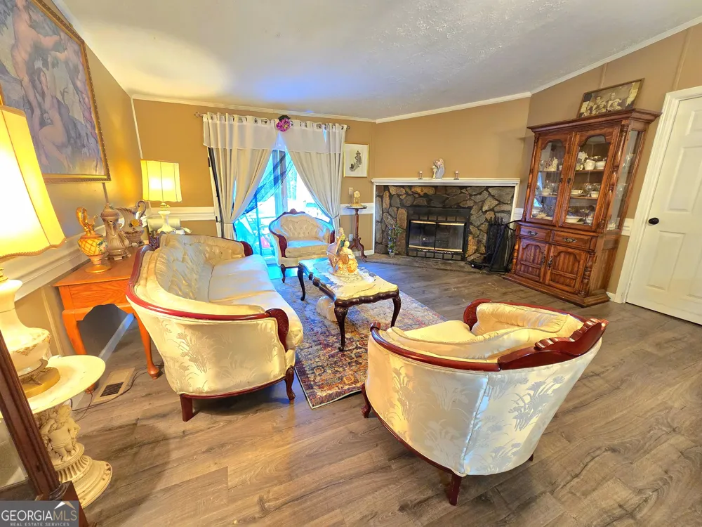 2001 Rocky Creek RD Mansfield, GA 30055