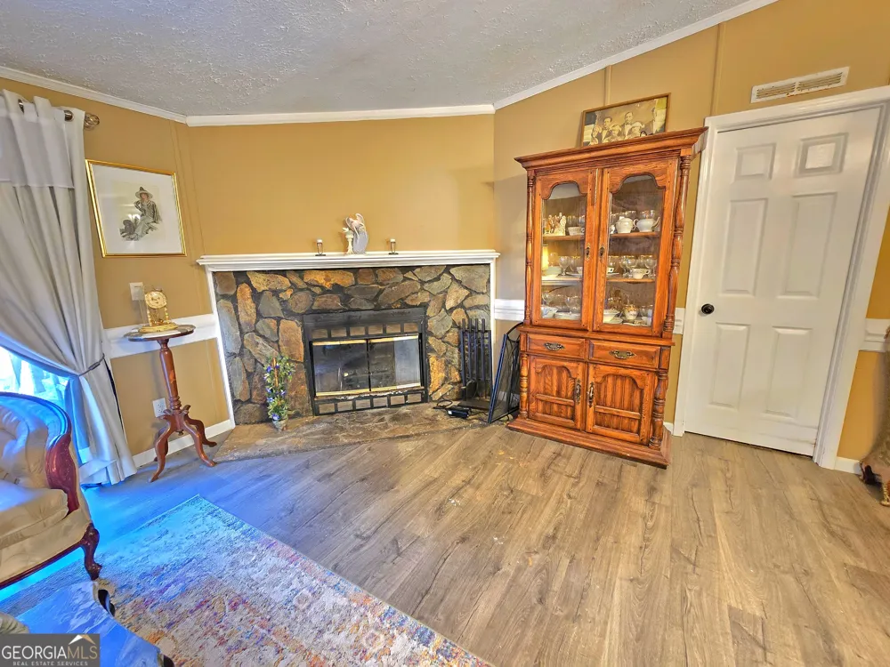 2001 Rocky Creek RD Mansfield, GA 30055