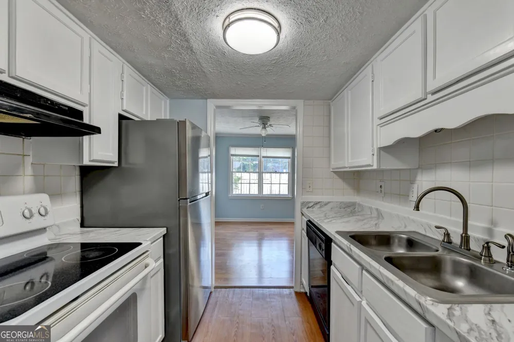 5607 Executive WAY Norcross, GA 30071