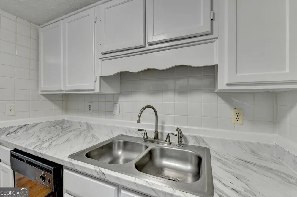 5607 Executive WAY Norcross, GA 30071