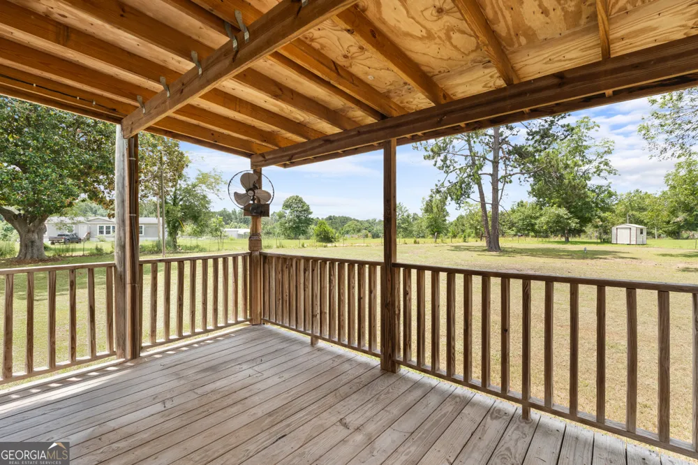 703 Dave Callaway RD Collins, GA 30421
