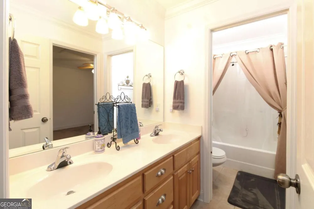 1051 Spring Creek DR Bishop, GA 30621