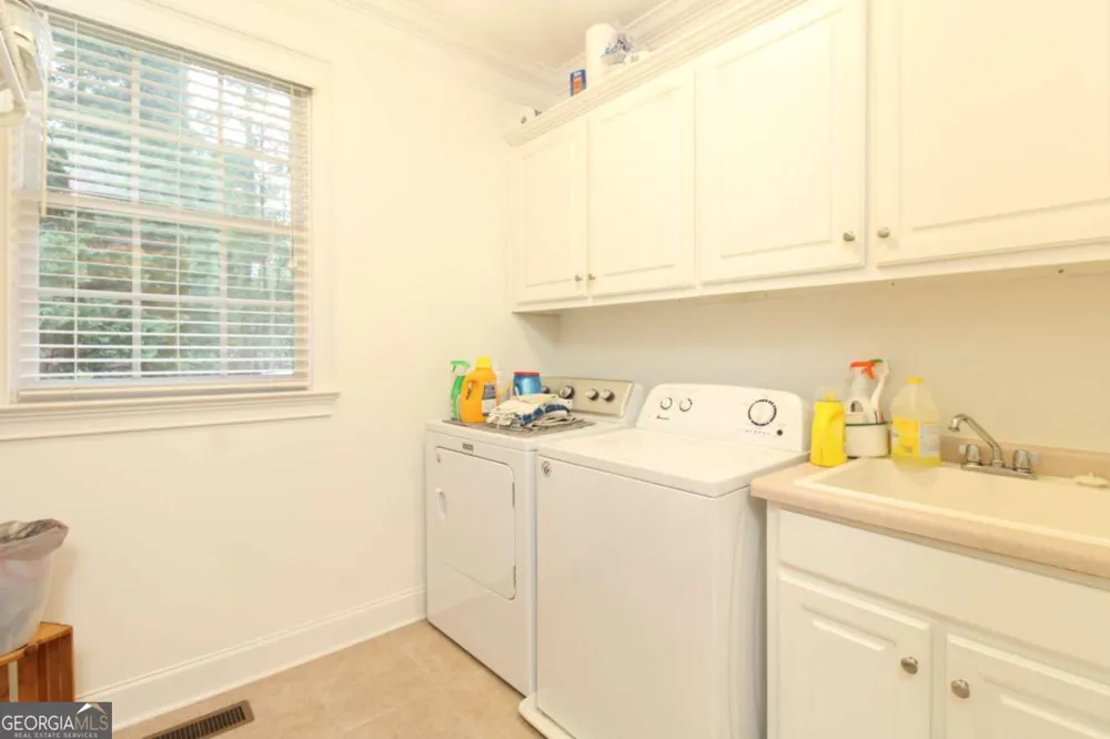 1051 Spring Creek DR Bishop, GA 30621