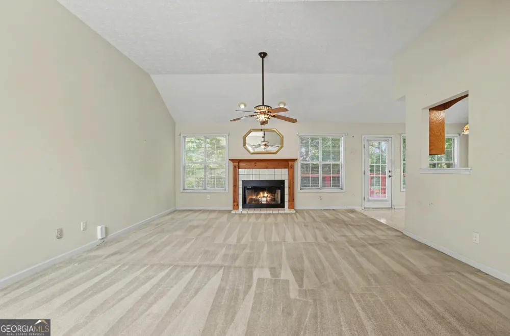 1411 Water Wheel DR Bethlehem, GA 30620