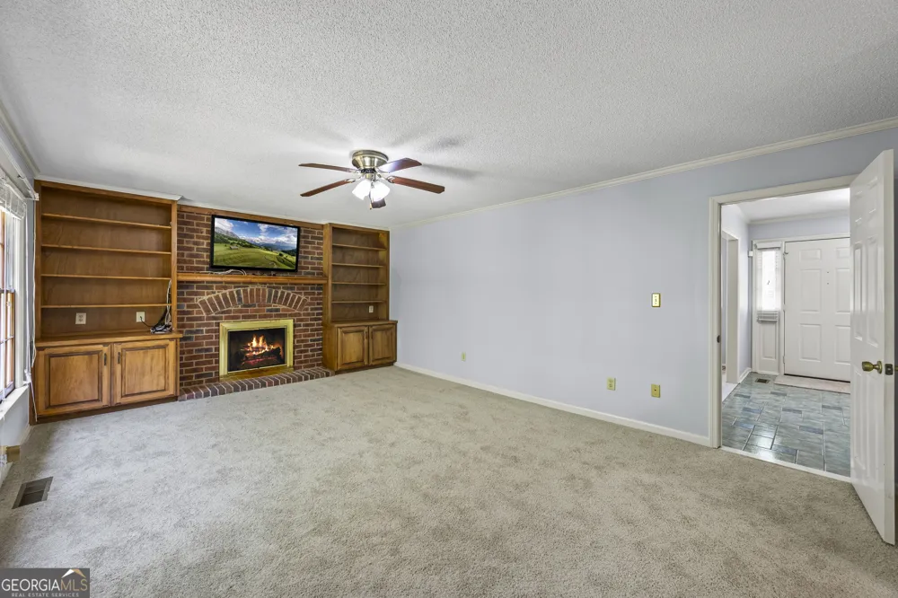 201 Chesterfield RD Bogart, GA 30622