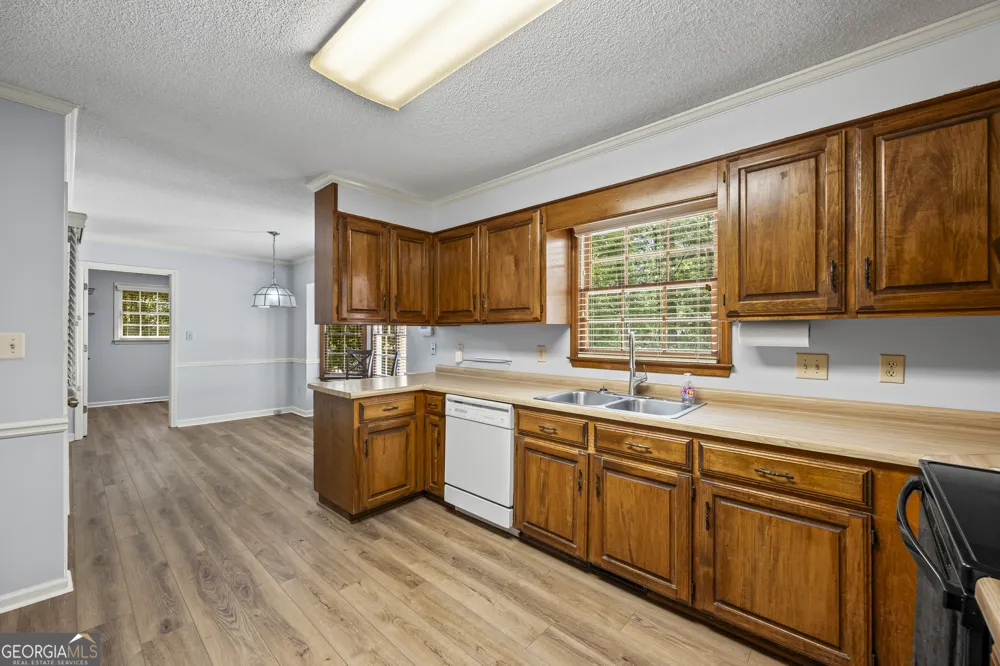 201 Chesterfield RD Bogart, GA 30622