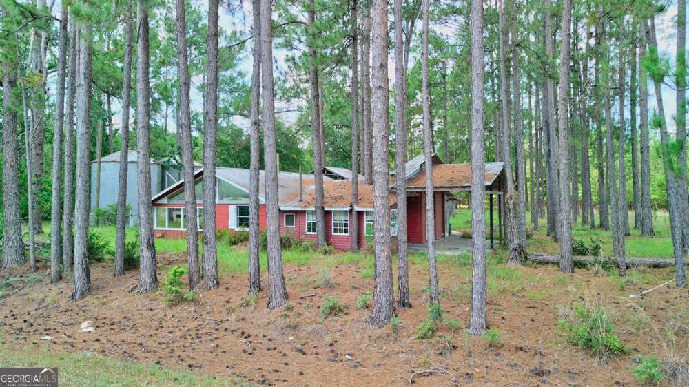 4421 Albert Rahn RD Glennville, GA 30427