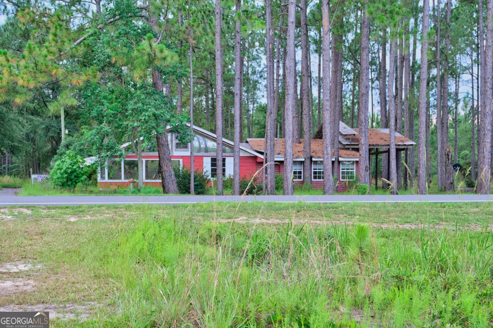 4421 Albert Rahn RD Glennville, GA 30427