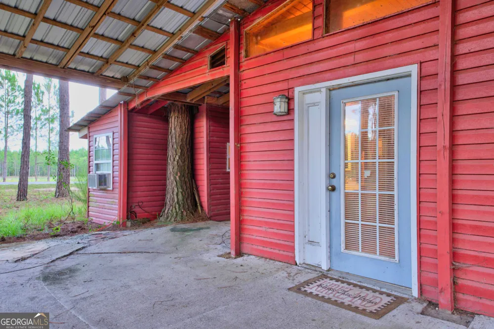 4421 Albert Rahn RD Glennville, GA 30427