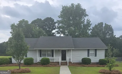 651 Beulah LN
