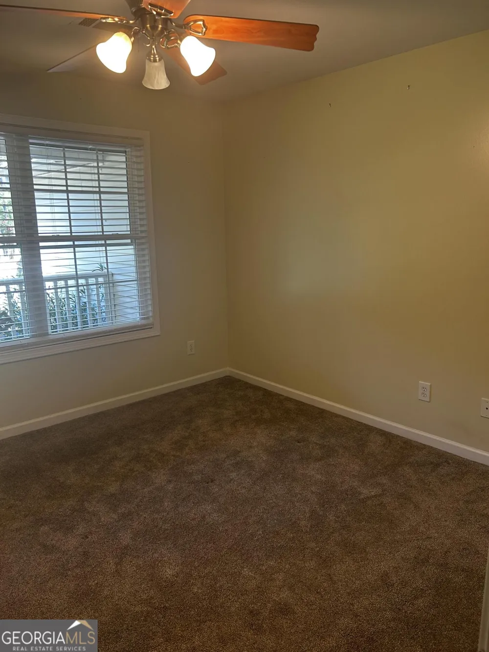 215 Iron Hill RD Taylorsville, GA 30178