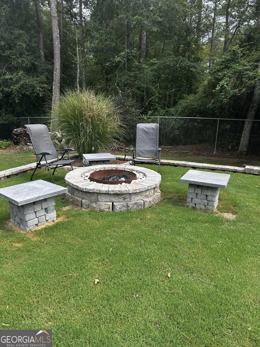 215 Iron Hill RD Taylorsville, GA 30178