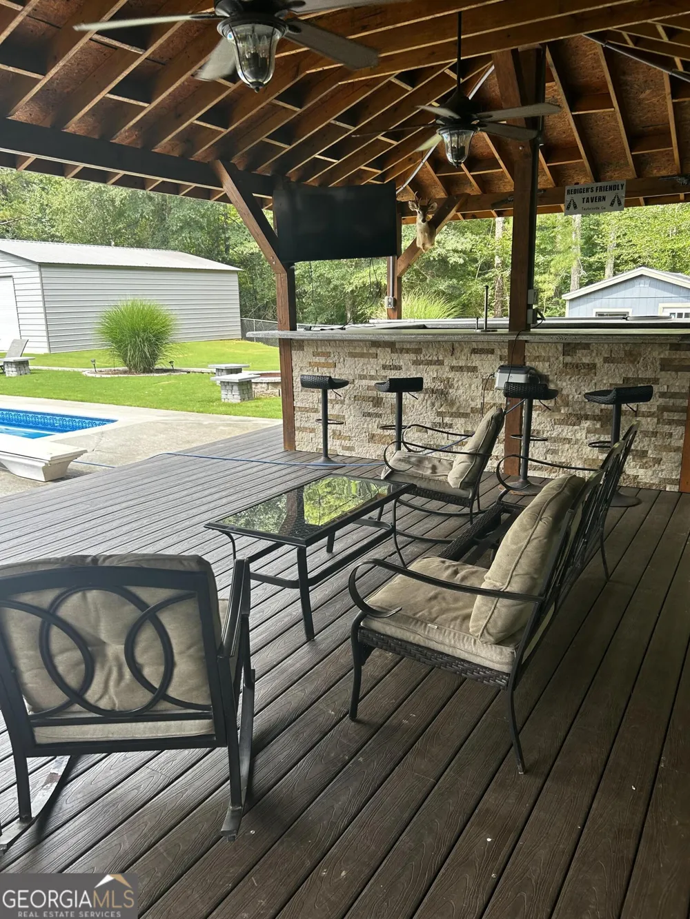 215 Iron Hill RD Taylorsville, GA 30178