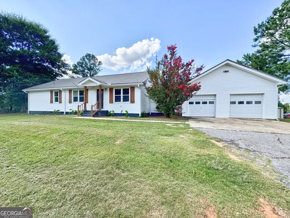 5 Lake DR LaGrange, GA 30241