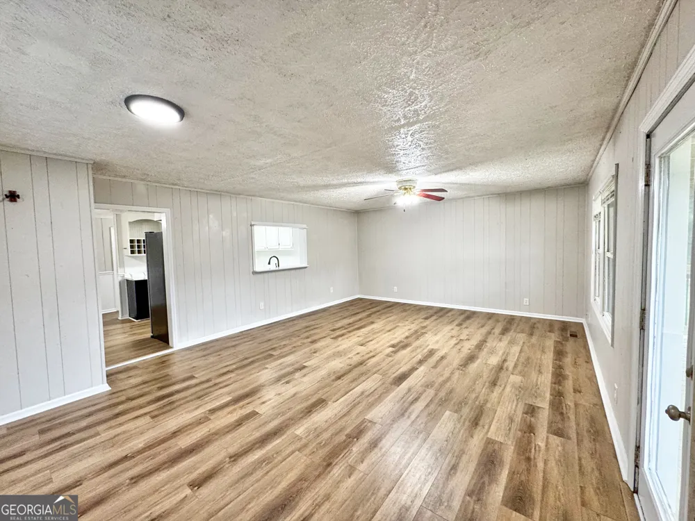 5 Lake DR LaGrange, GA 30241