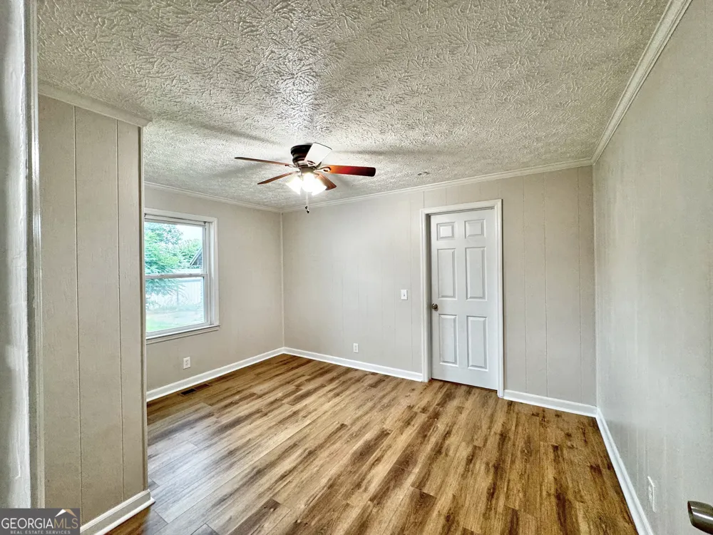 5 Lake DR LaGrange, GA 30241