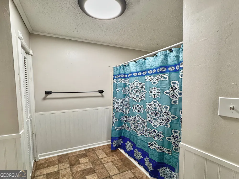 5 Lake DR LaGrange, GA 30241