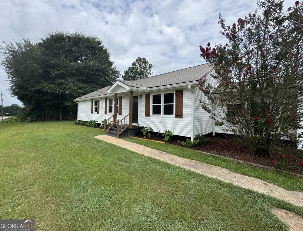 5 Lake DR LaGrange, GA 30241