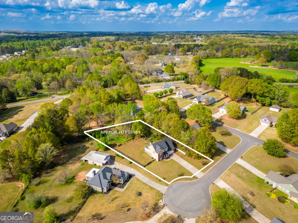 303 McKendree CT Bethlehem, GA 30620