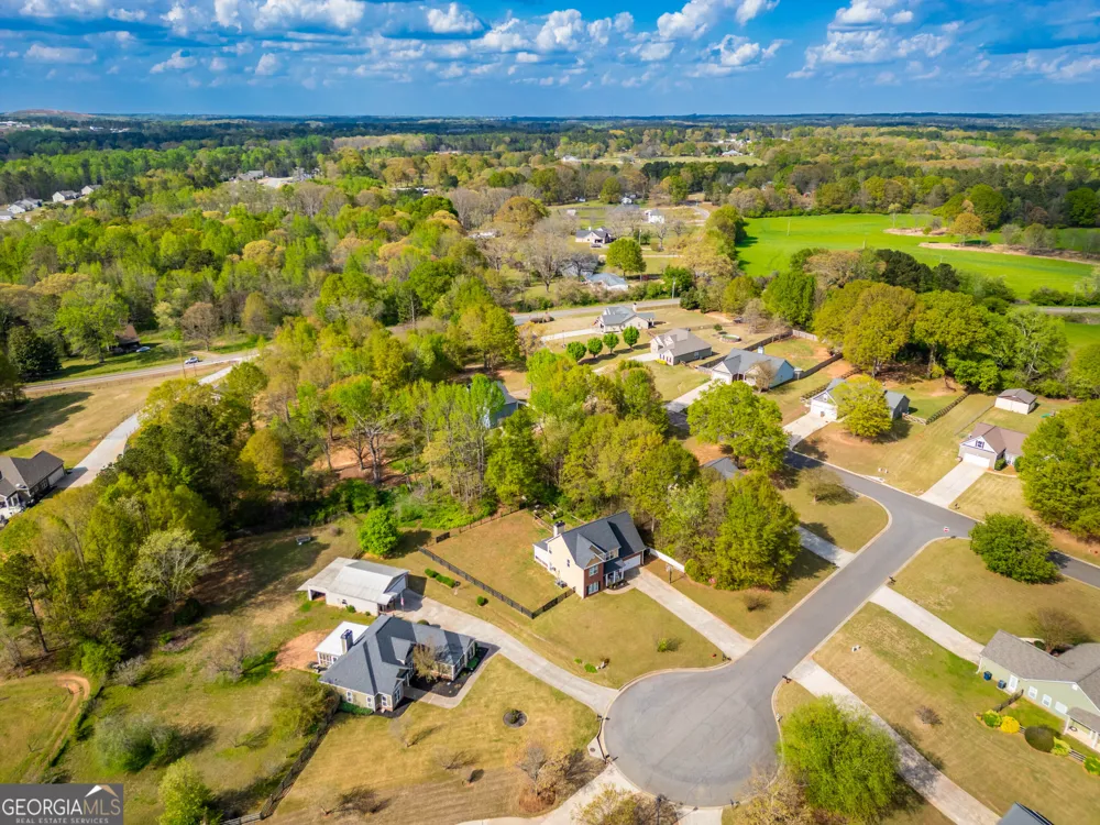 303 McKendree CT Bethlehem, GA 30620