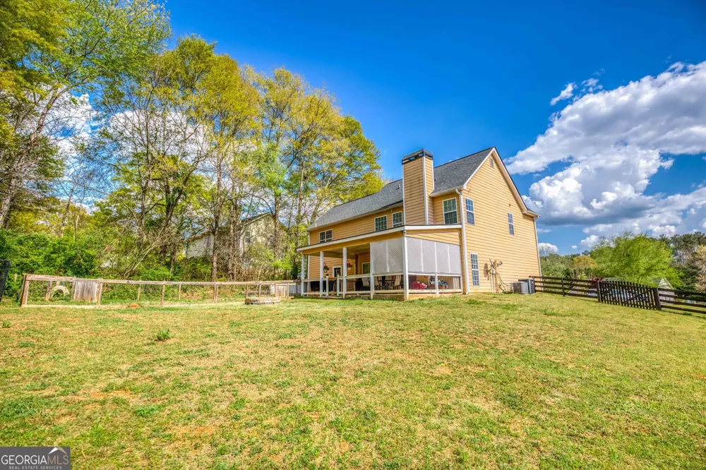 303 McKendree CT Bethlehem, GA 30620