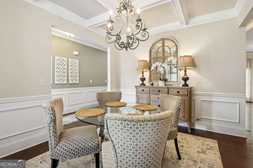 6904 Big Sky DR Flowery Branch, GA 30542
