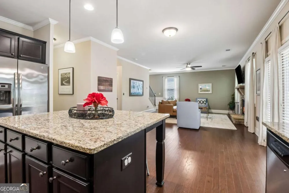 6904 Big Sky DR Flowery Branch, GA 30542