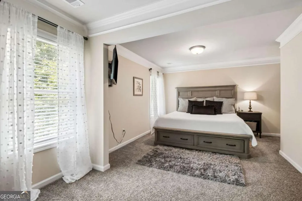6904 Big Sky DR Flowery Branch, GA 30542