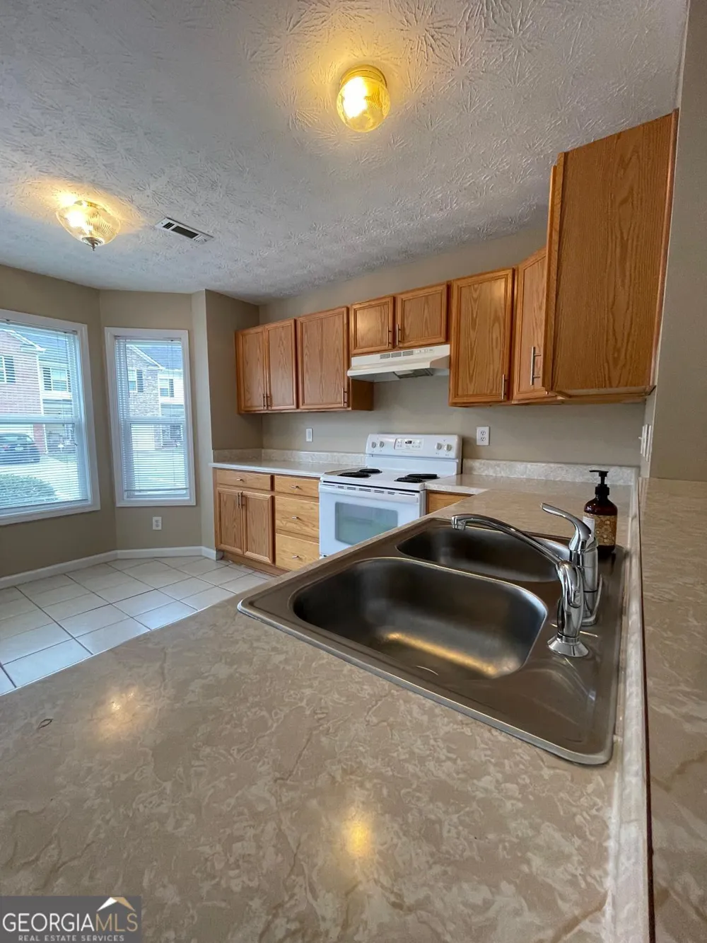 2962 Stonecrest LN Lithonia, GA 30038