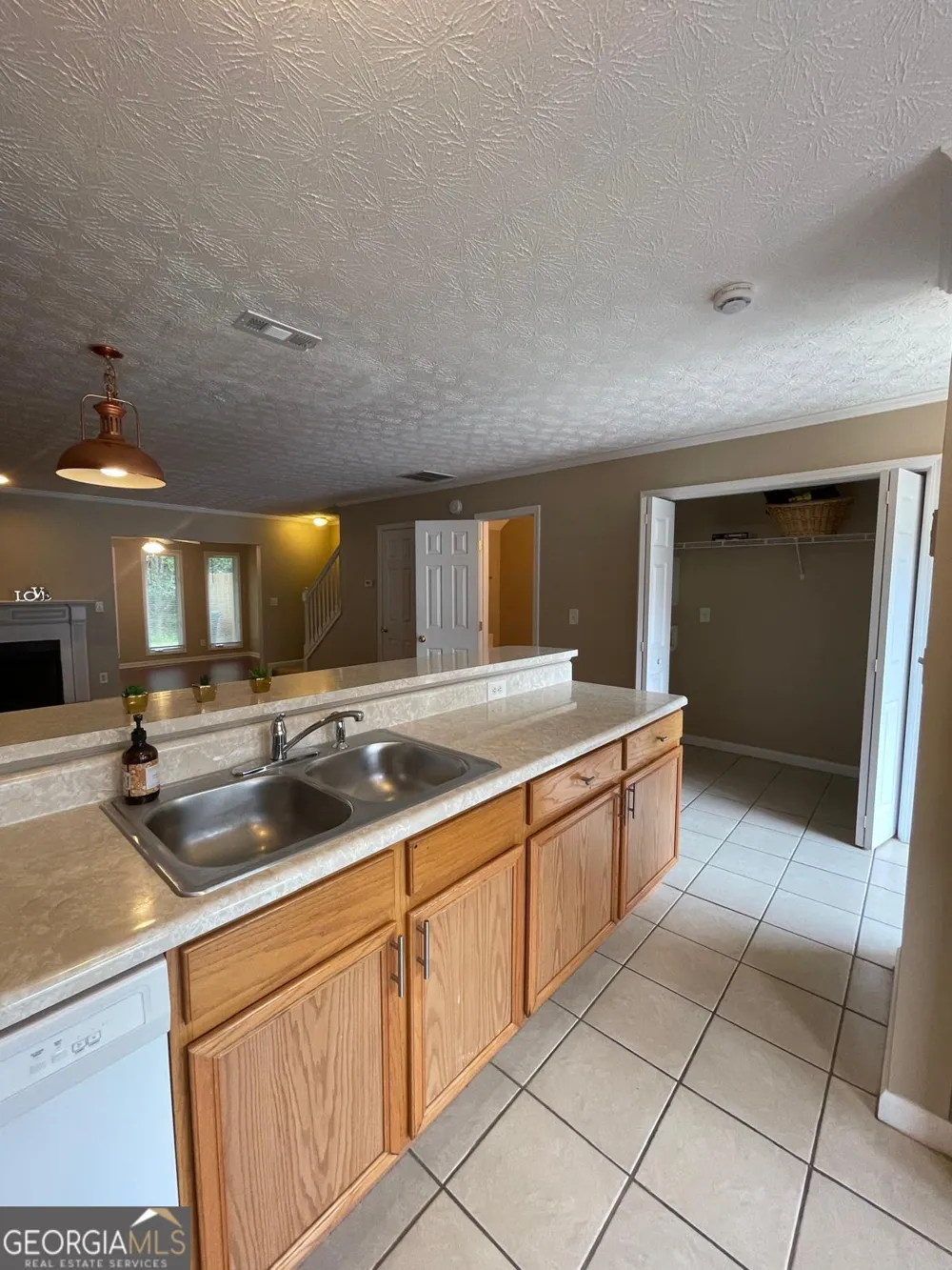 2962 Stonecrest LN Lithonia, GA 30038