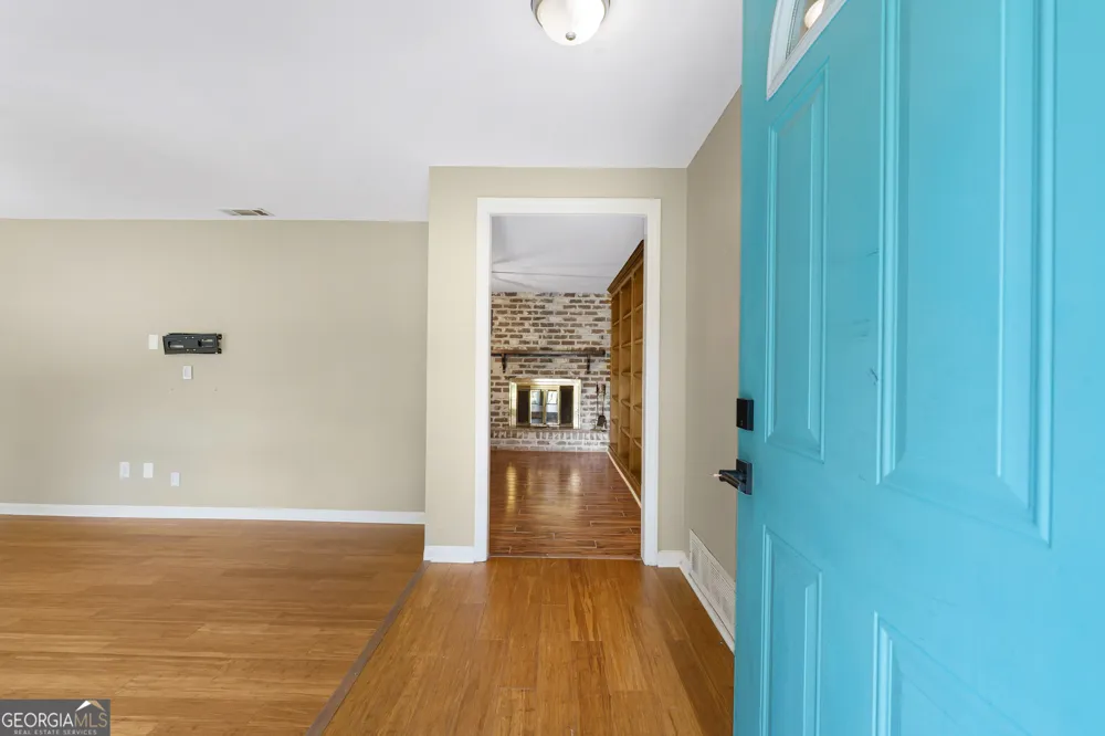 17 Regent DR Savannah, GA 31406