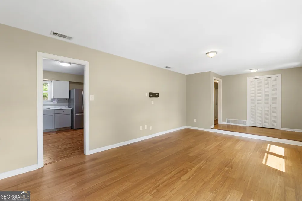 17 Regent DR Savannah, GA 31406