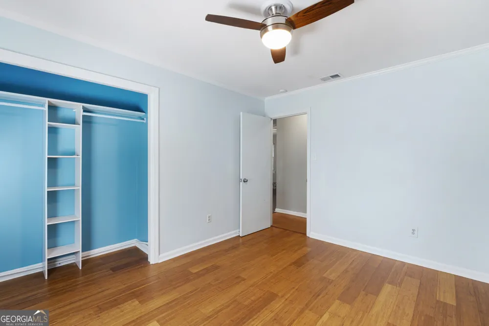 17 Regent DR Savannah, GA 31406