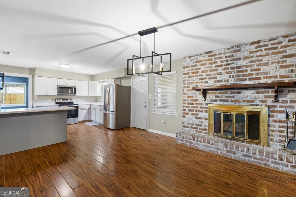 17 Regent DR Savannah, GA 31406