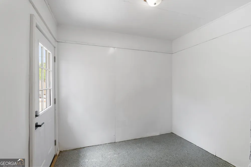 17 Regent DR Savannah, GA 31406