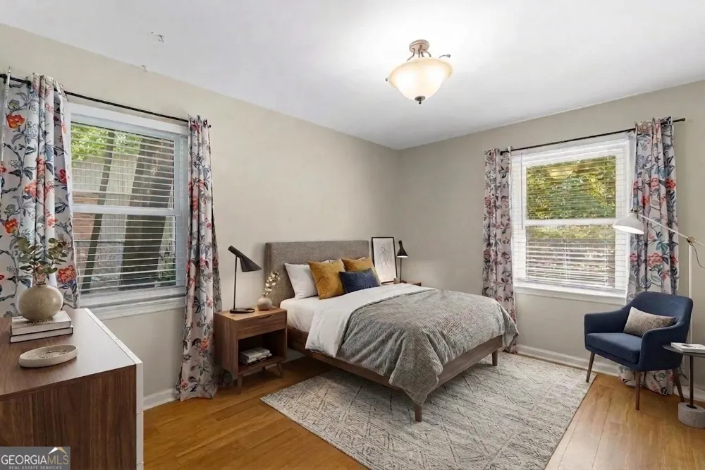 17 Regent DR Savannah, GA 31406