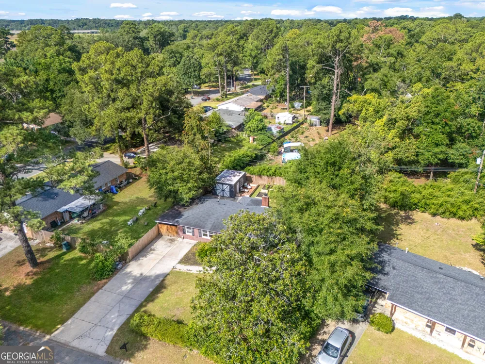 17 Regent DR Savannah, GA 31406