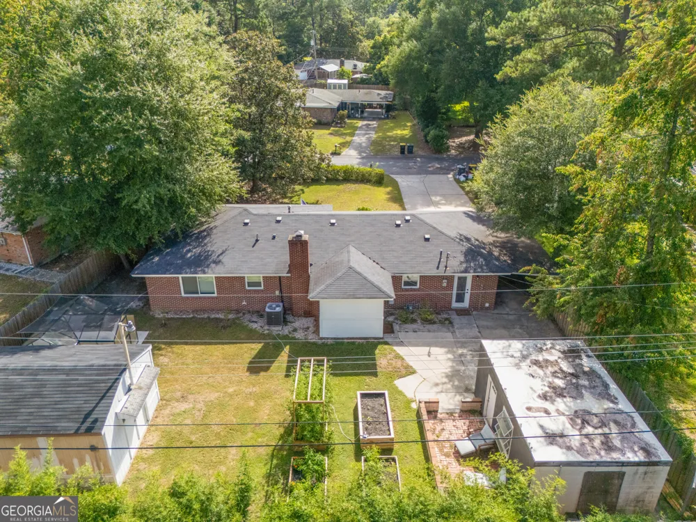 17 Regent DR Savannah, GA 31406