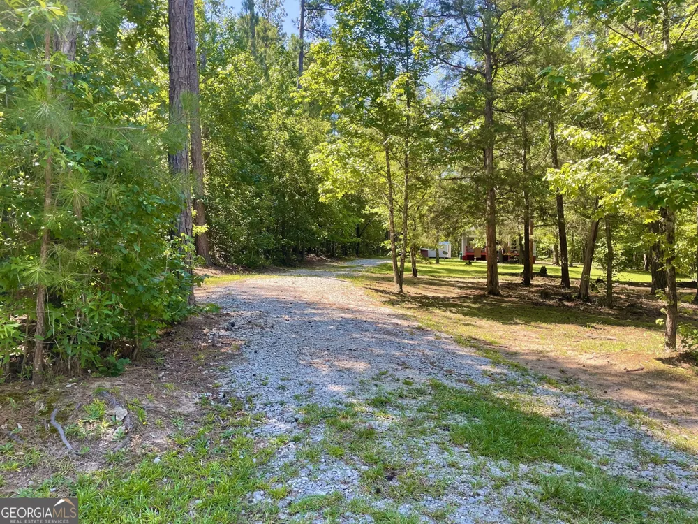 1190 Shore DR Tignall, GA 30668