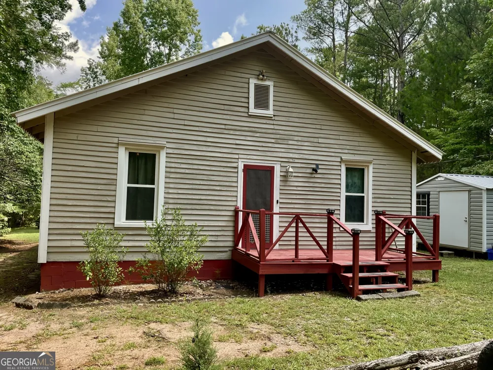1190 Shore DR Tignall, GA 30668