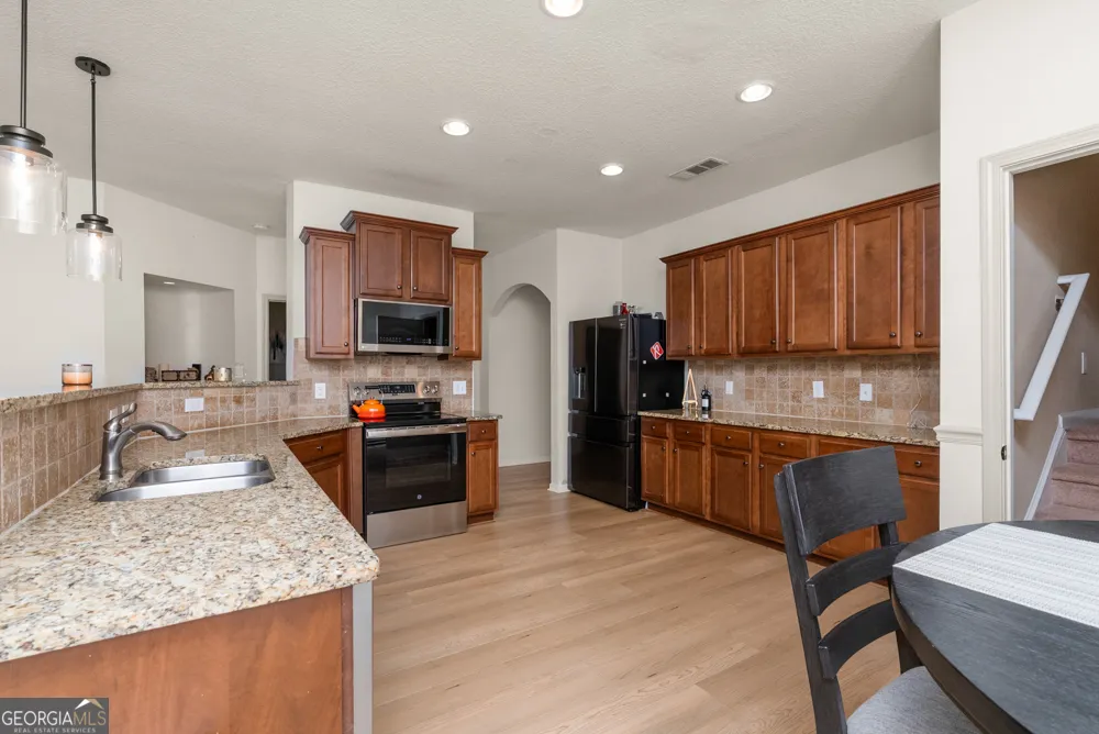 316 Flowing Meadows DR Kathleen, GA 31047