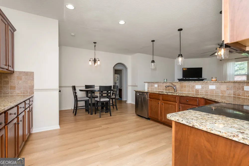 316 Flowing Meadows DR Kathleen, GA 31047