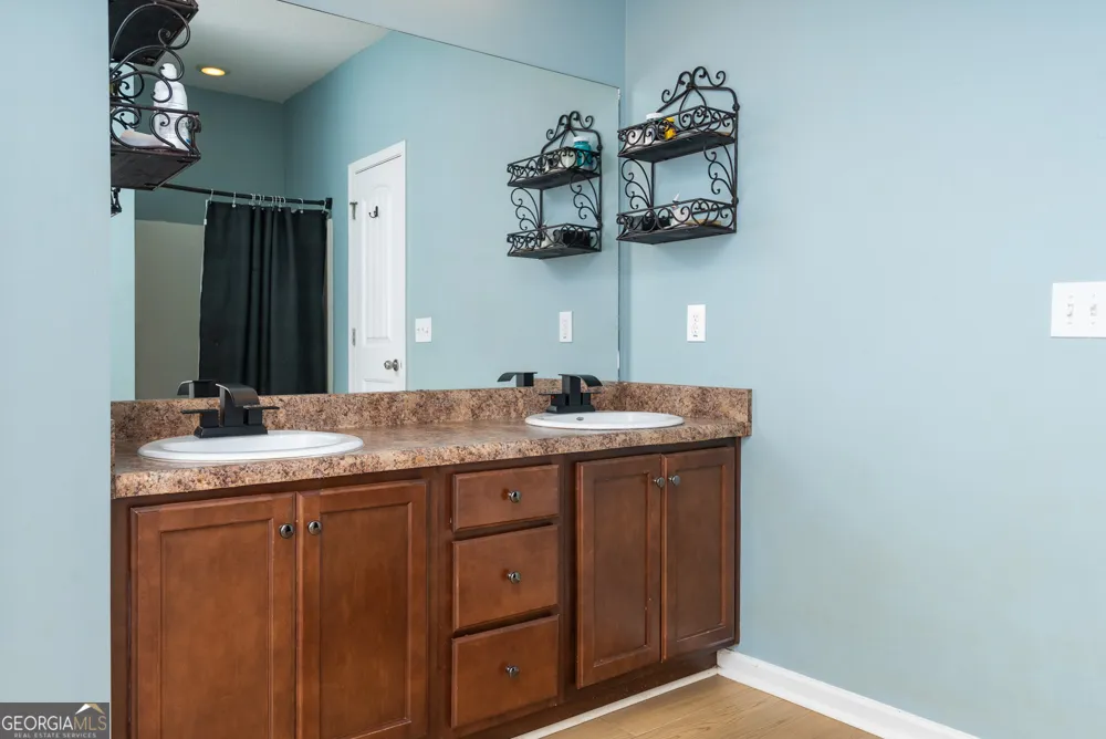316 Flowing Meadows DR Kathleen, GA 31047