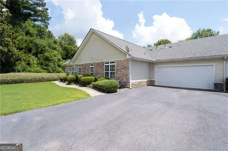 3708 Villa Springs CIR Powder Springs, GA 30127