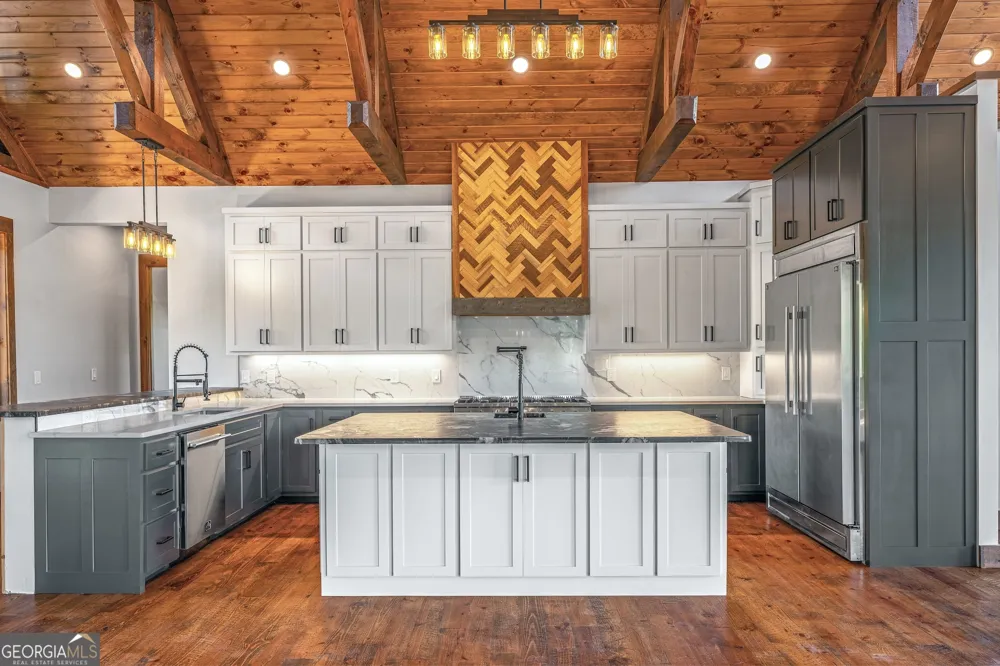 42 Waterstone WAY Mineral Bluff, GA 30559