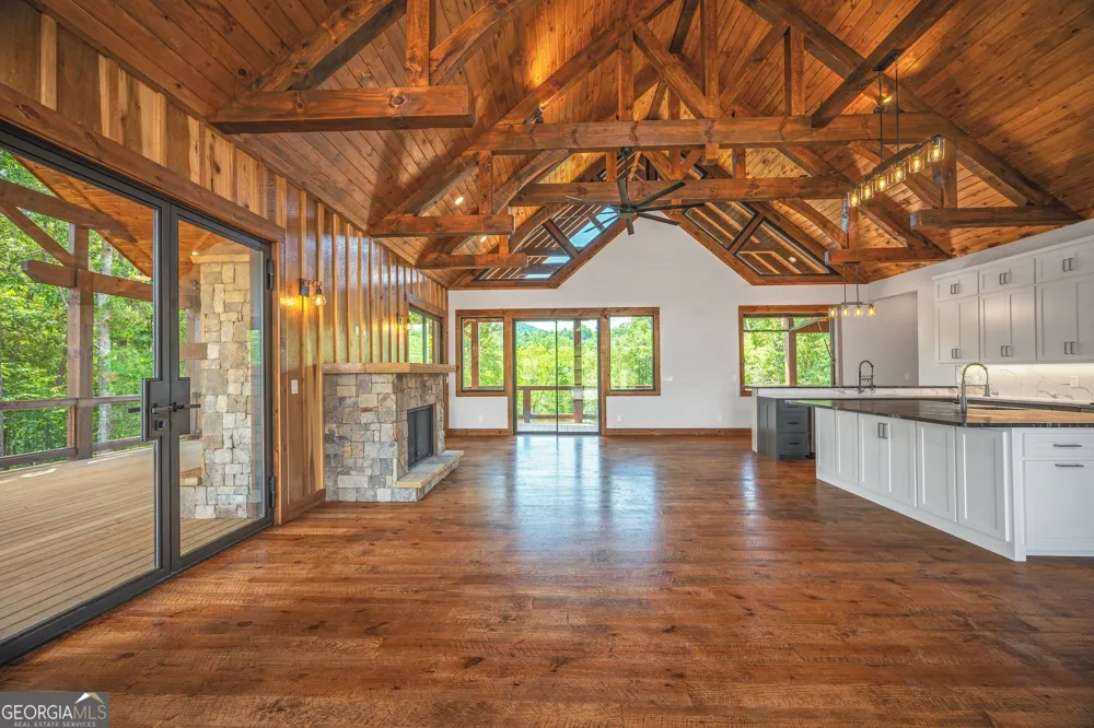 42 Waterstone WAY Mineral Bluff, GA 30559