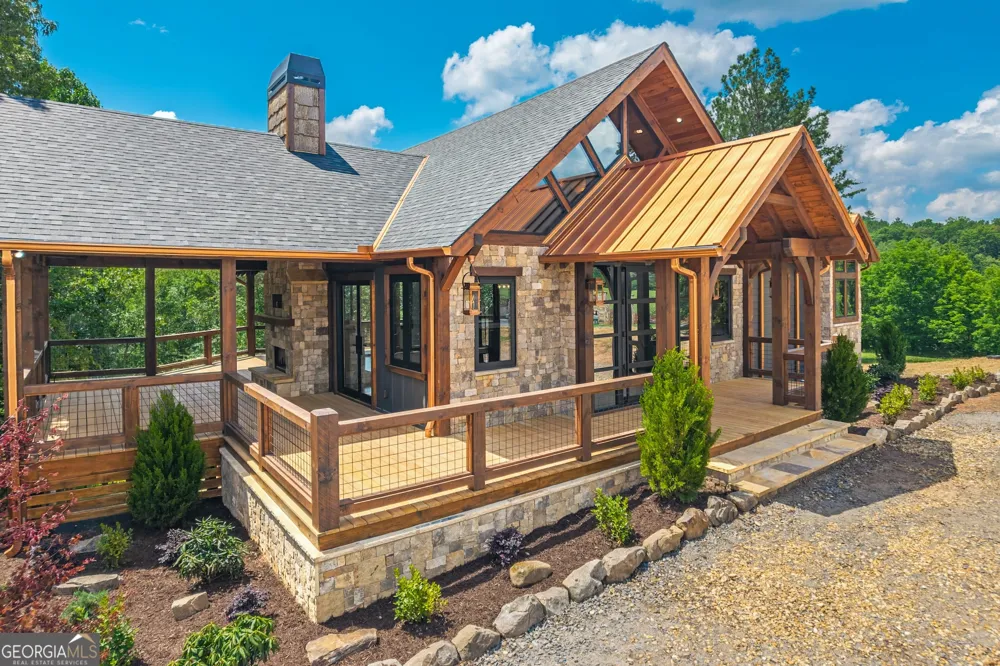 42 Waterstone WAY Mineral Bluff, GA 30559